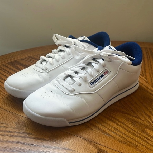 Classic Reebok Princess Sneaker White / Royal
Blue Lace Up Women's 11 / 11.5 GUC - Picture 6 of 14